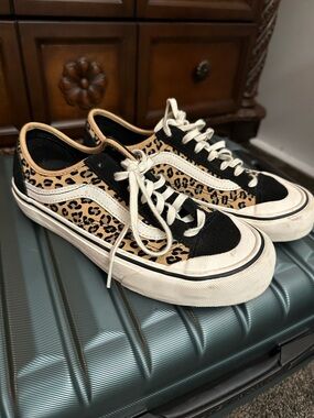 Vans Old Skool Leopard Print Sneakers - Black/Tan/Cream